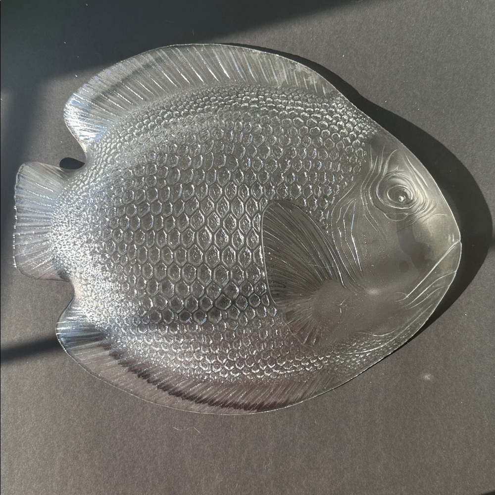 large Elegant Clear Fish-Shaped Glass Plate by  Arcoro France